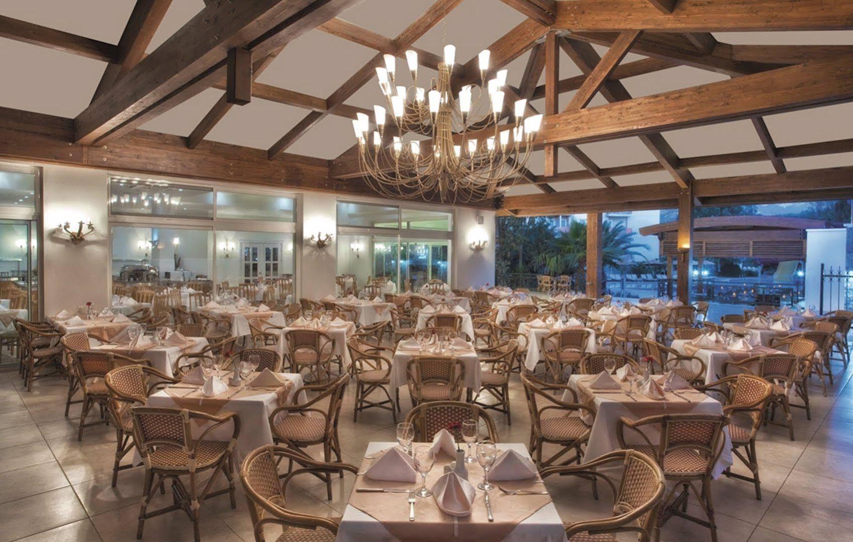 Akka Claros Hotel Kemer Exteriör bild